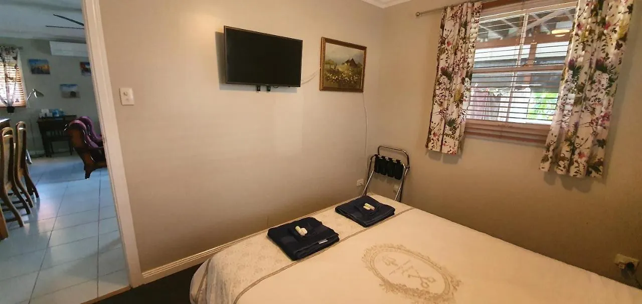 Bed & Breakfast Sustainable B&B By The Bay Brisbane